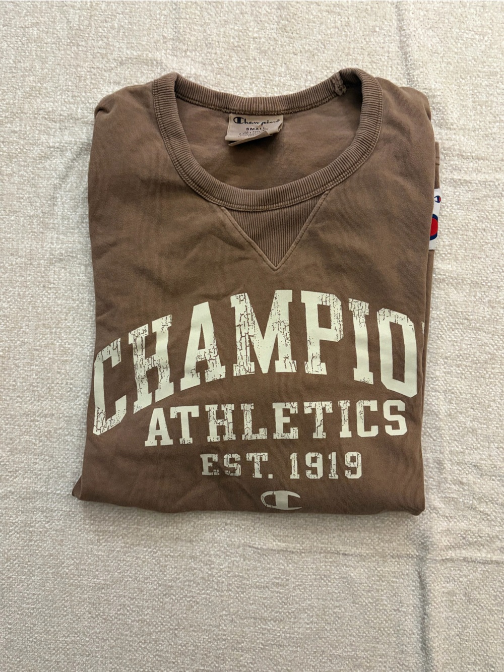 VINTAGE Men’s small Champion tee